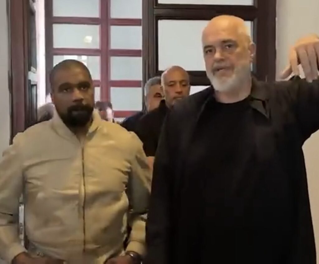 Pas koncertit në Tiranë, Kanye West i bën veprimin e papritur Edi Ramës (FOTO)